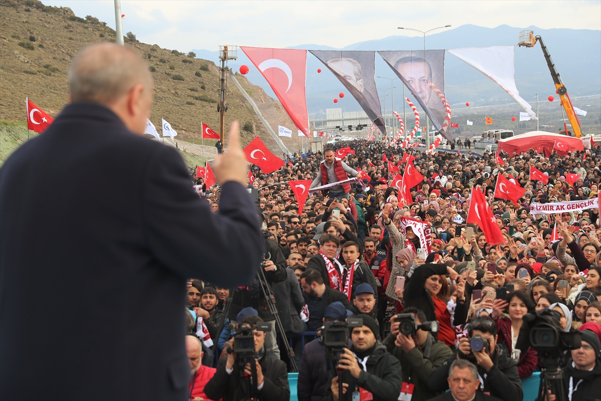 Cumhurbaşkanı Erdoğan İzmir'de