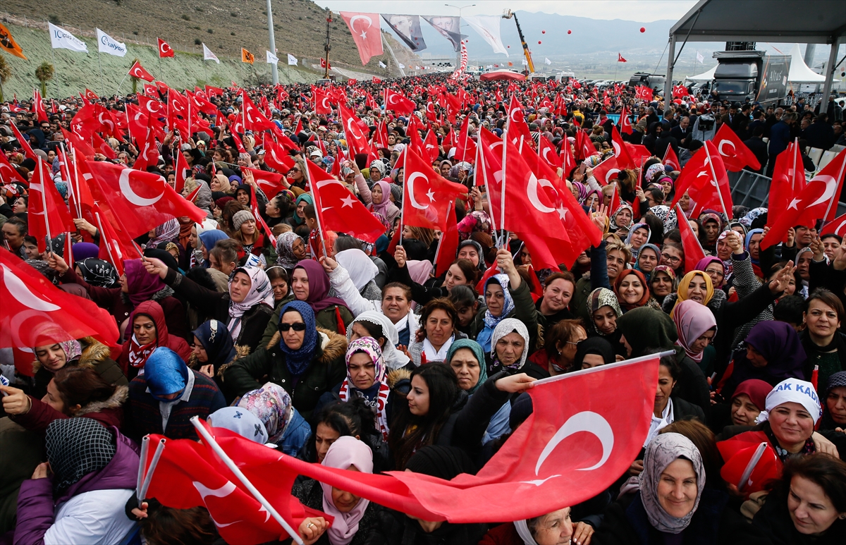 Cumhurbaşkanı Erdoğan İzmir'de