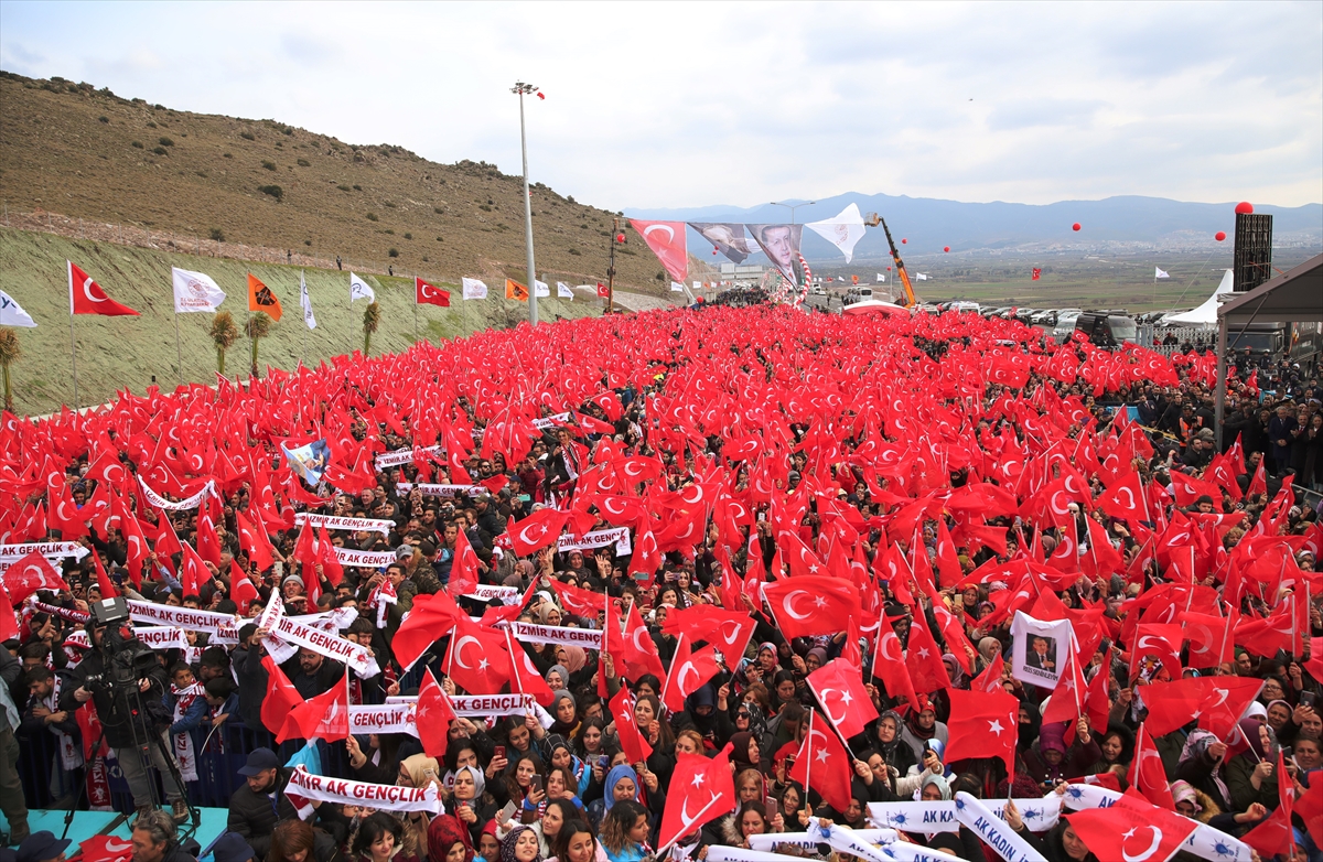 Cumhurbaşkanı Erdoğan İzmir'de