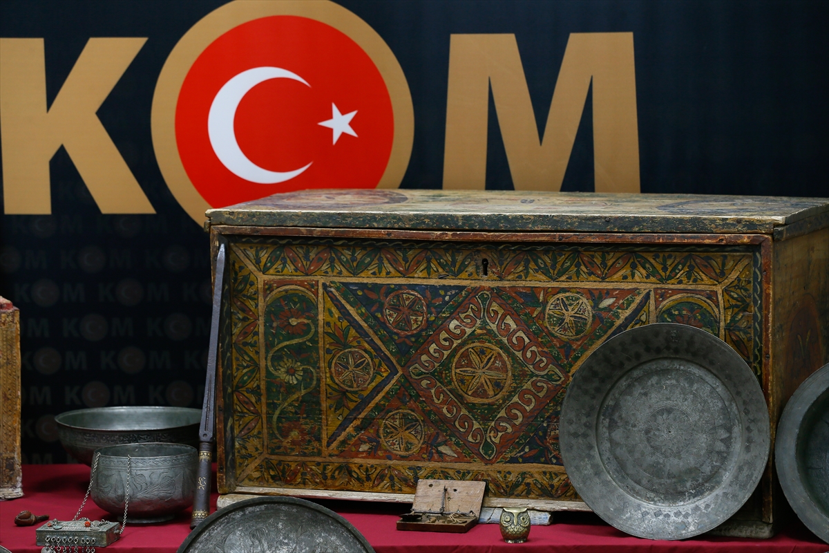 Tarihin ilk paraları kurtarıldı!