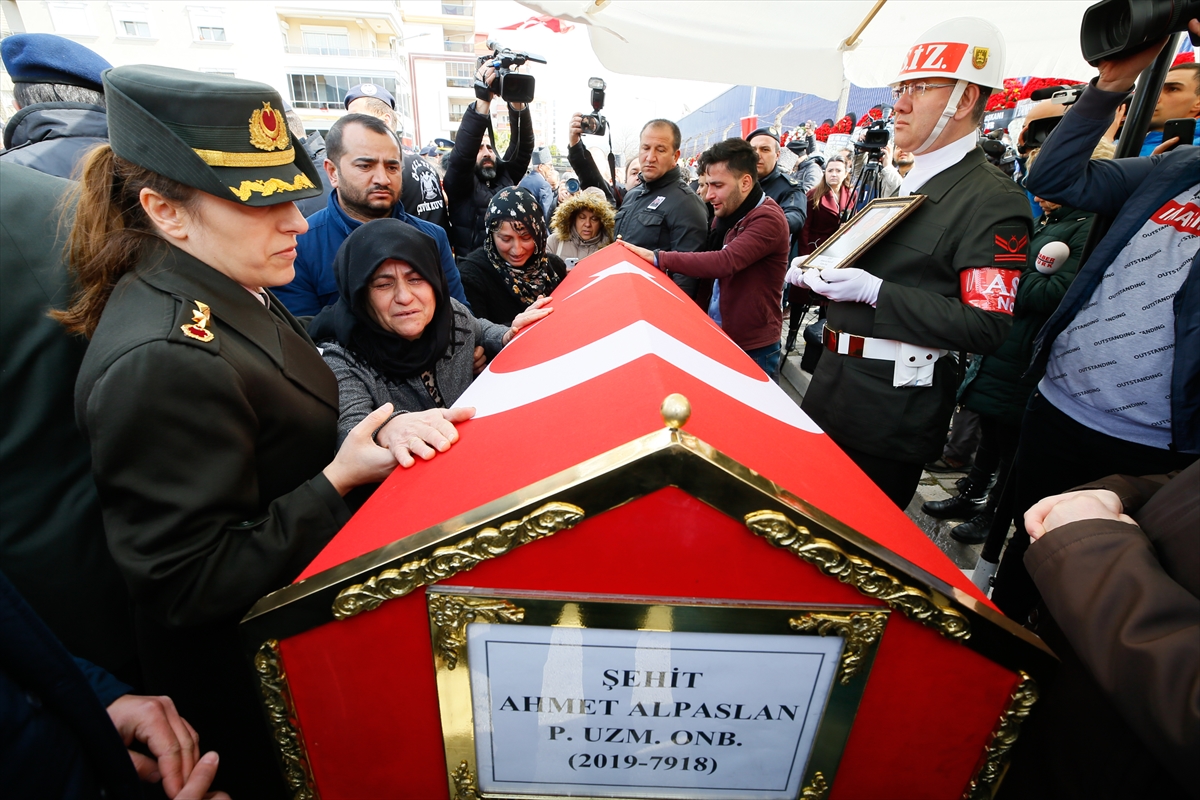 Şehit Ahmet Alpaslan son yolculuğuna uğurlandı
