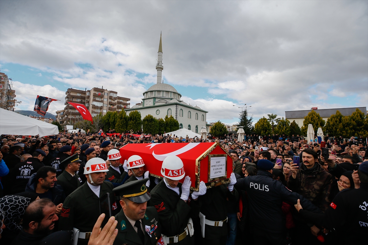Şehit Ahmet Alpaslan son yolculuğuna uğurlandı