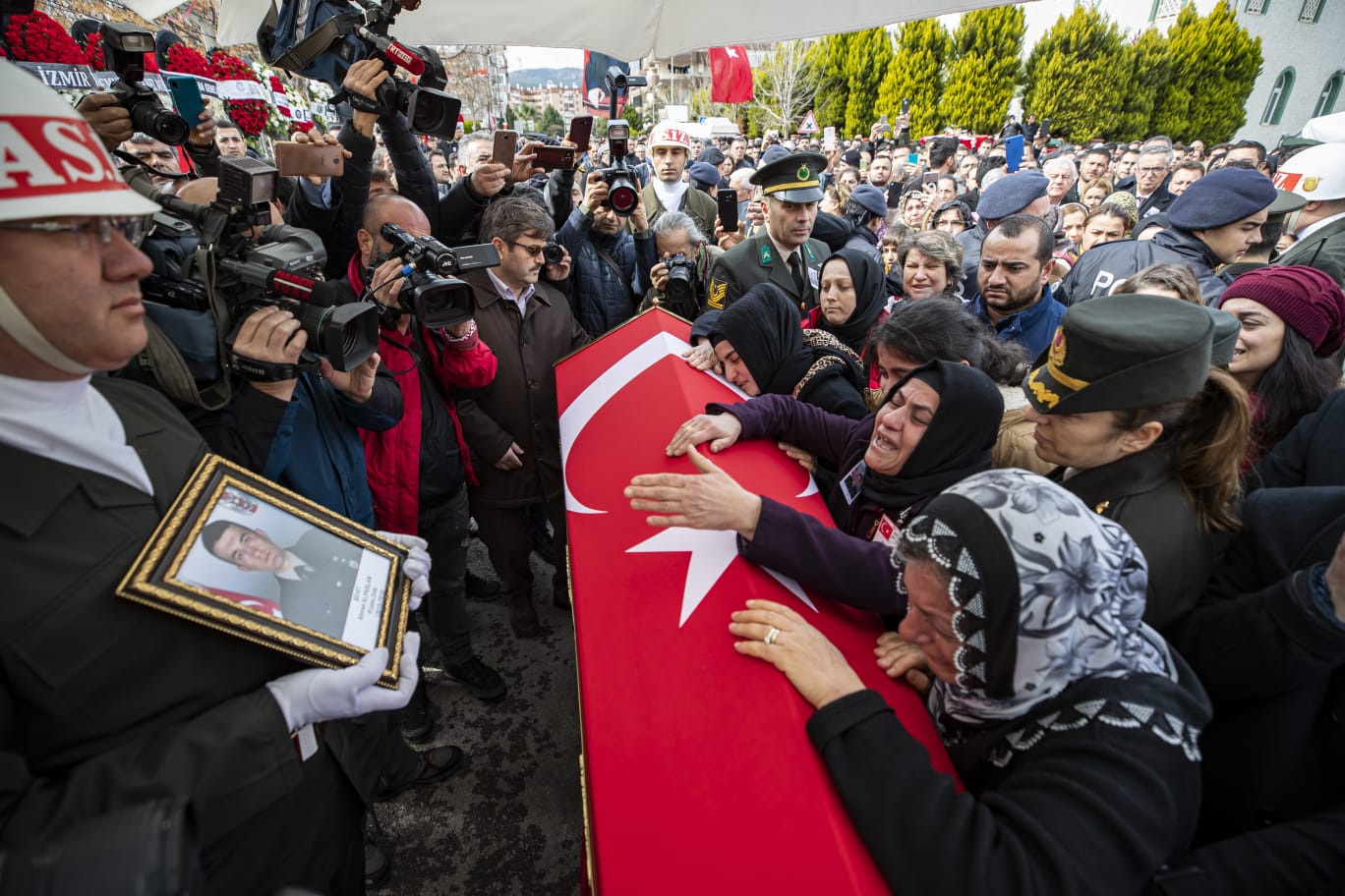 Şehit Ahmet Alpaslan son yolculuğuna uğurlandı