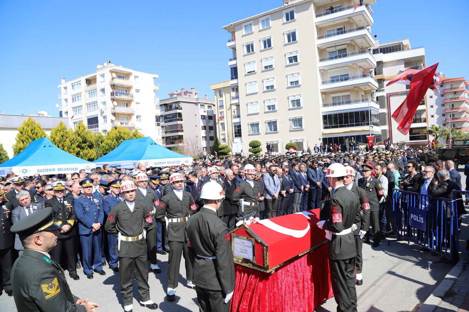 Şehit Mustafa Muhammed Ak son yolculuğuna uğurlandı