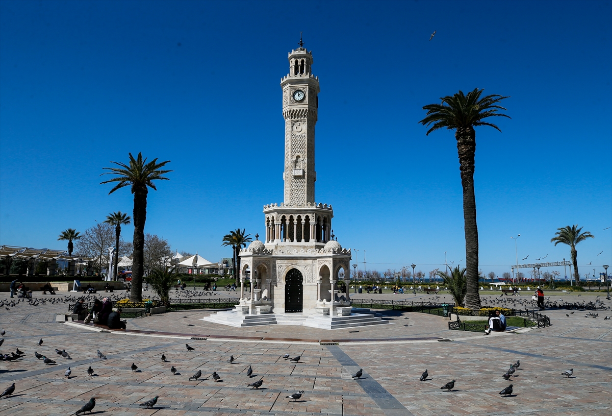 Issız İzmir!