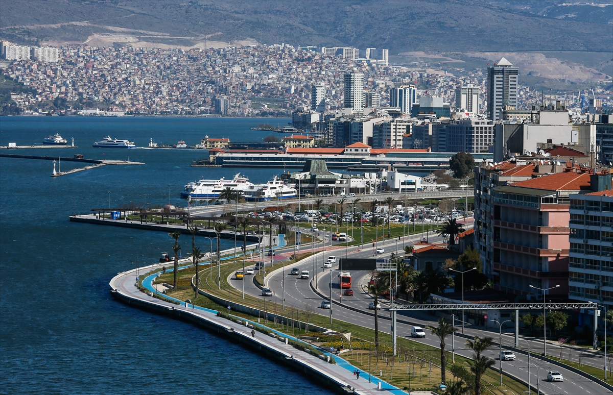 Issız İzmir!