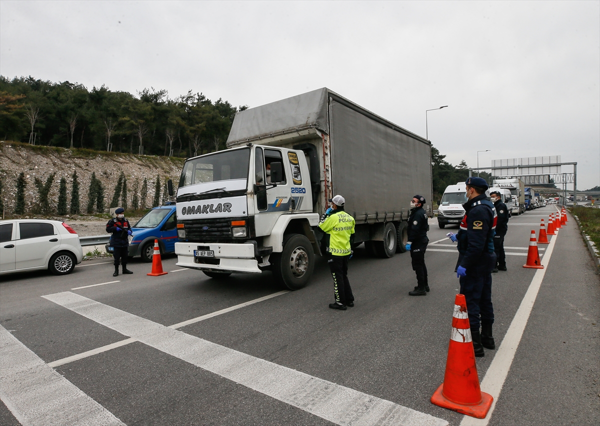 İzmir-Manisa sınırında denetimler sürüyor