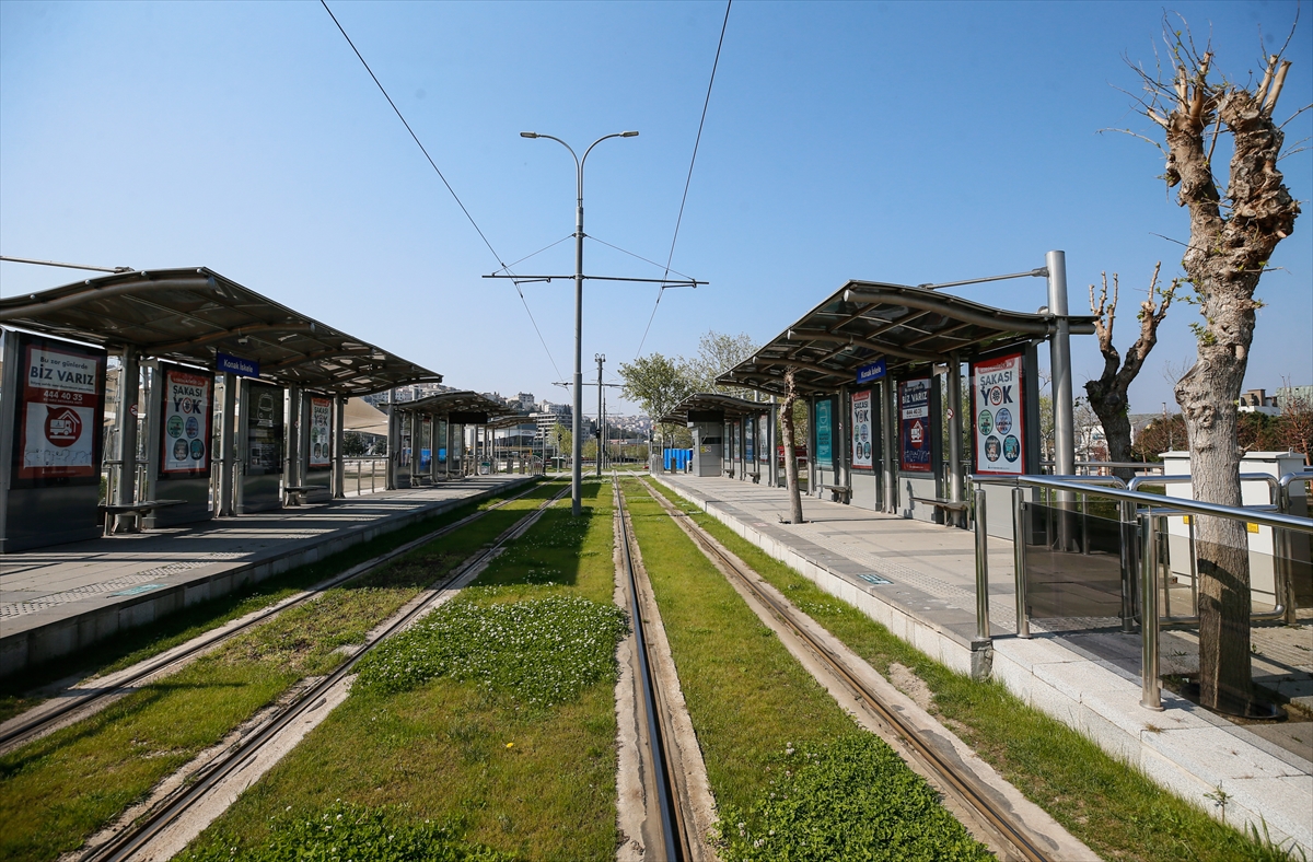 Yasak sonrası İzmir hayalet şehre dönüştü!