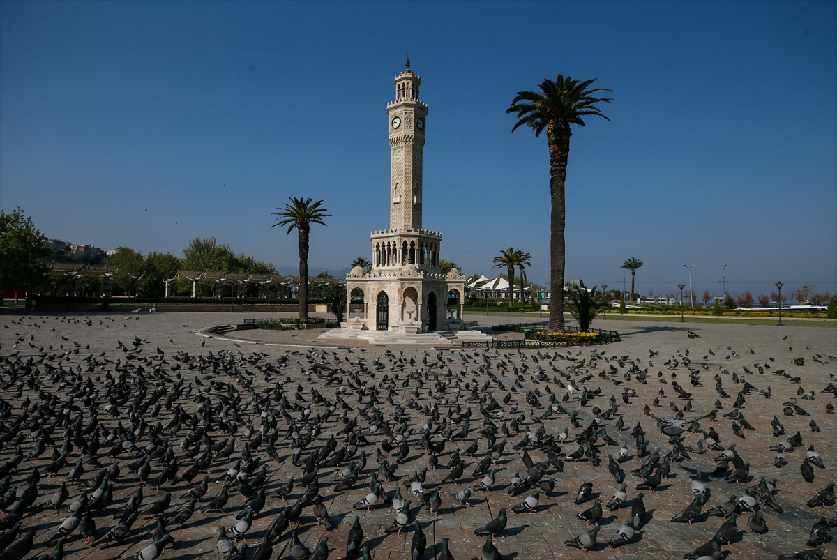Yasak sonrası İzmir hayalet şehre dönüştü!