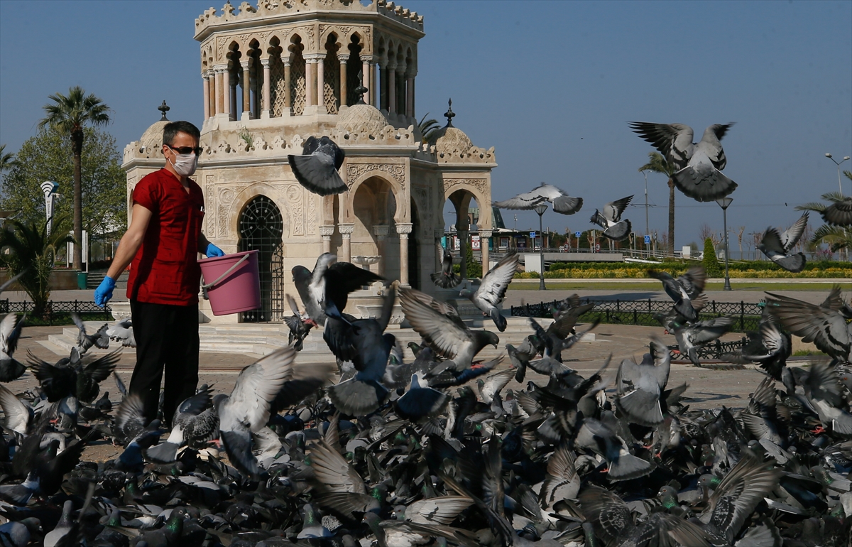 Yasak sonrası İzmir hayalet şehre dönüştü!
