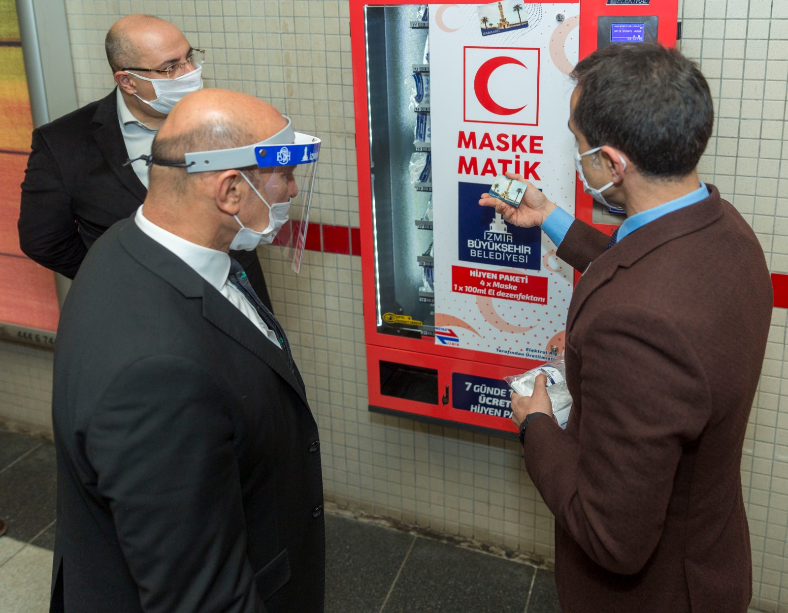 İzmir'de maskematik dönemi!