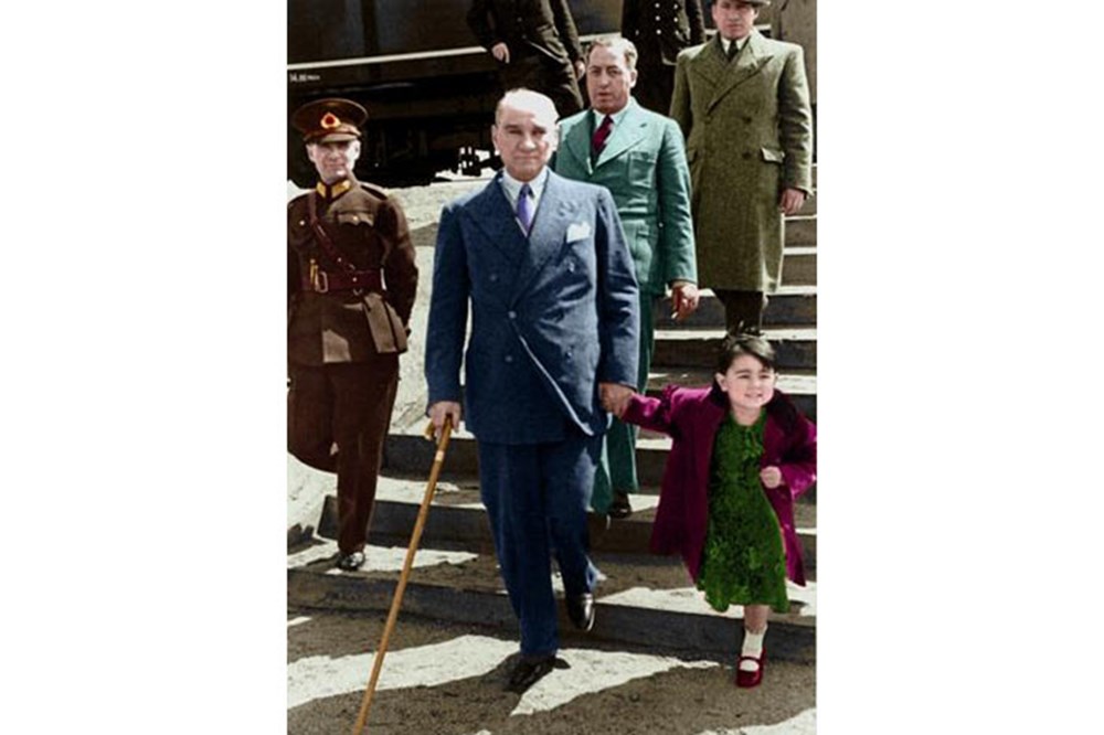 Atatürk'ün çocuk sevgisi