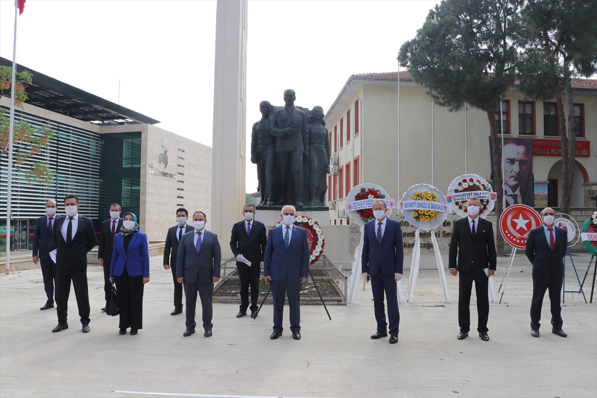 İzmirliler, 100. yılında 23 Nisan'ı kutluyor