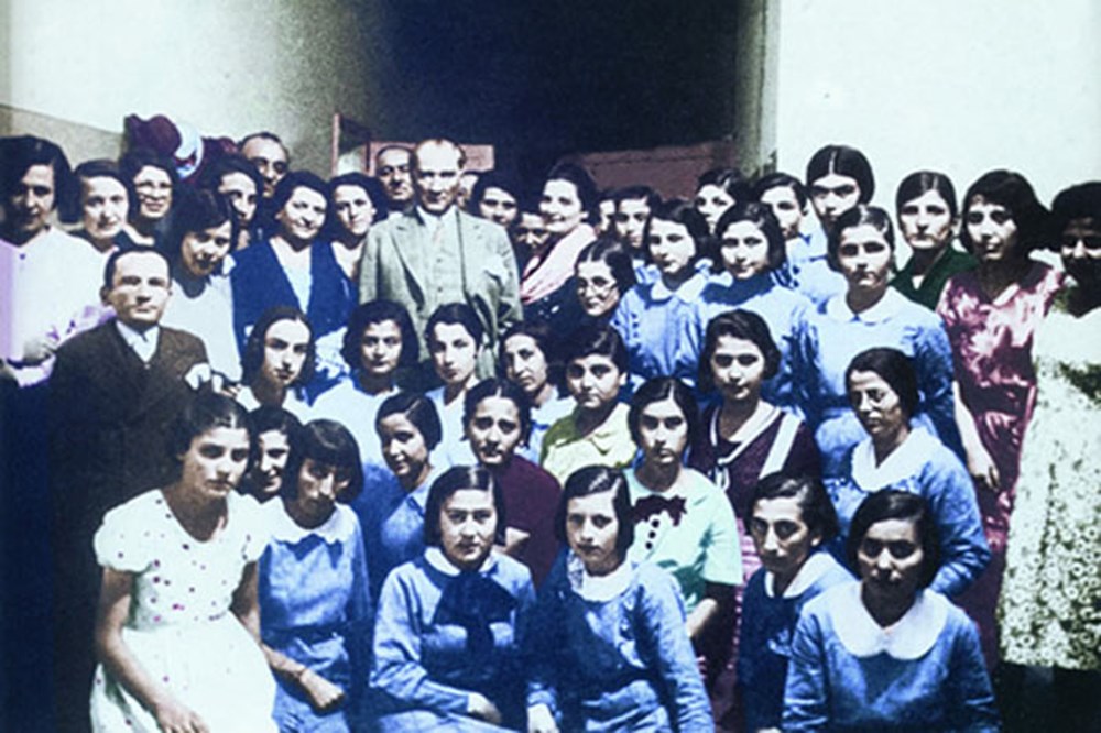 Atatürk'ün çocuk sevgisi