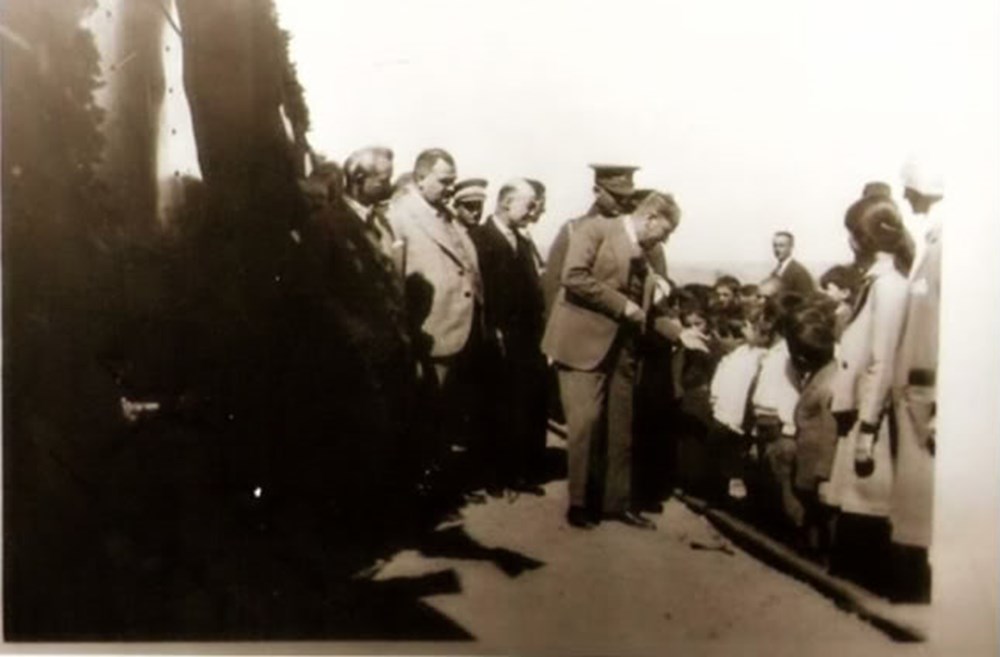 Atatürk'ün çocuk sevgisi