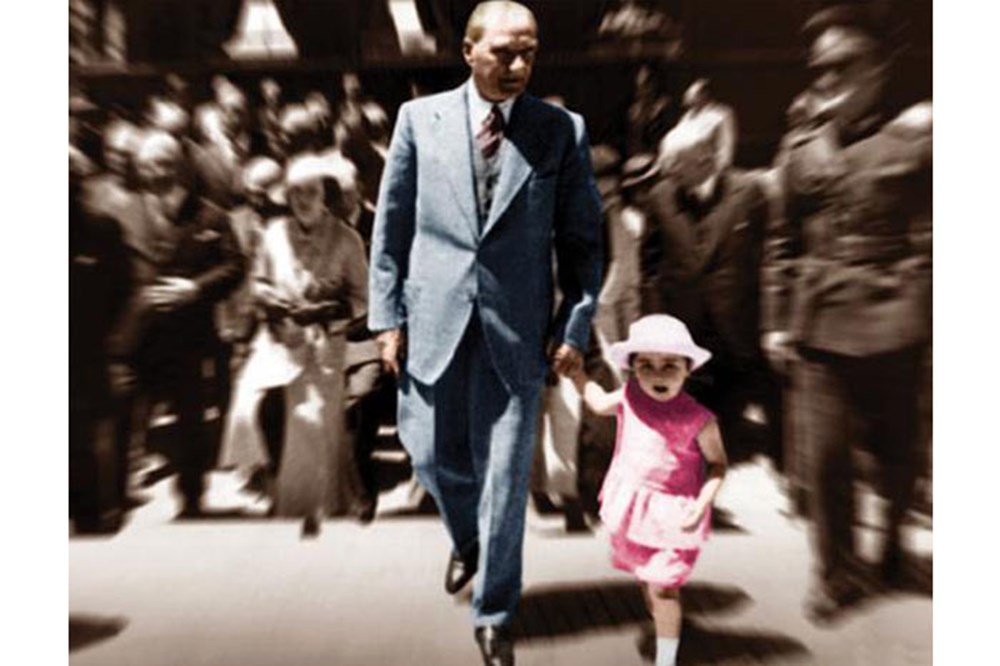 Atatürk'ün çocuk sevgisi