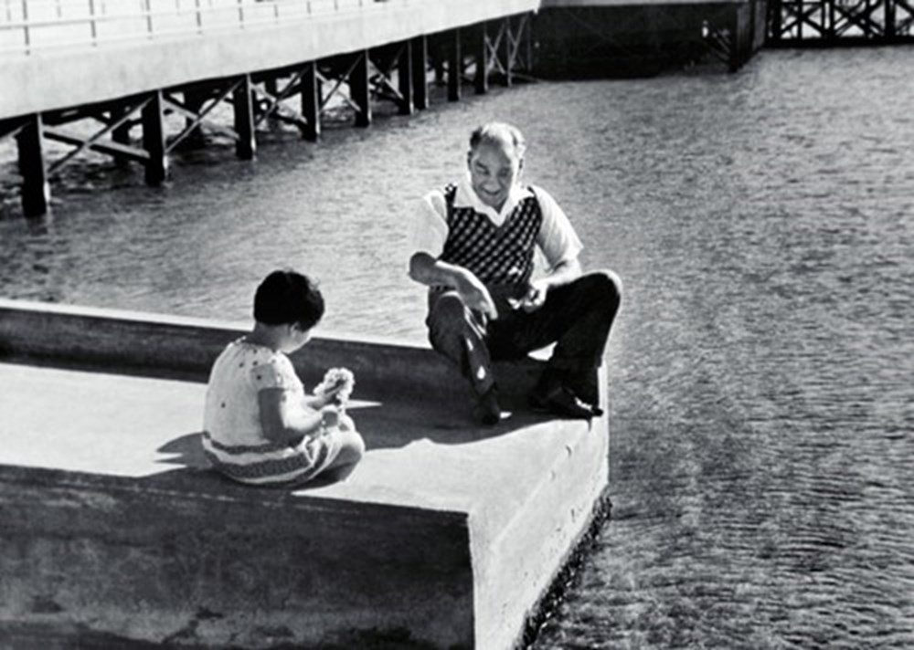 Atatürk'ün çocuk sevgisi