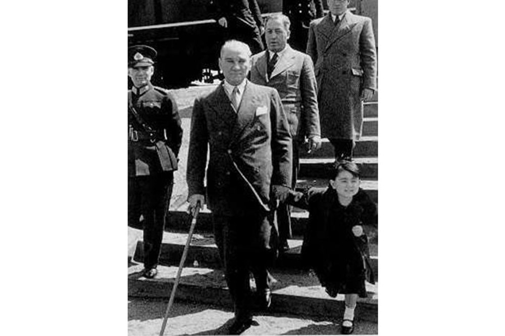 Atatürk'ün çocuk sevgisi