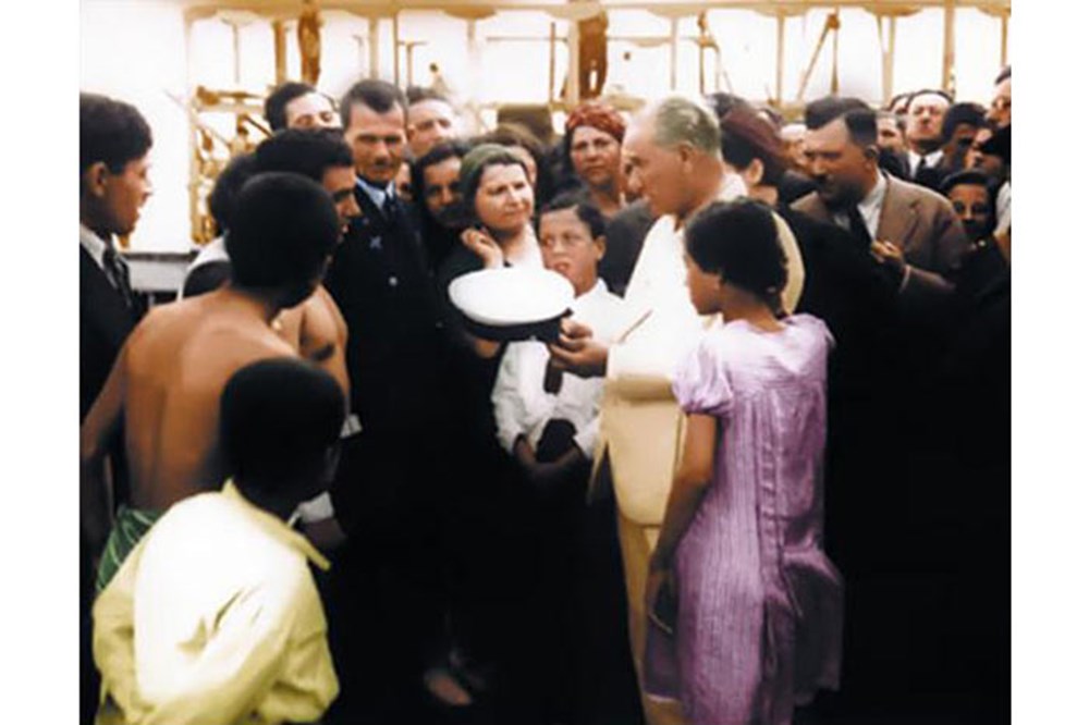 Atatürk'ün çocuk sevgisi