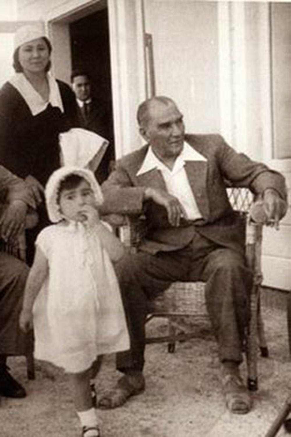 Atatürk'ün çocuk sevgisi