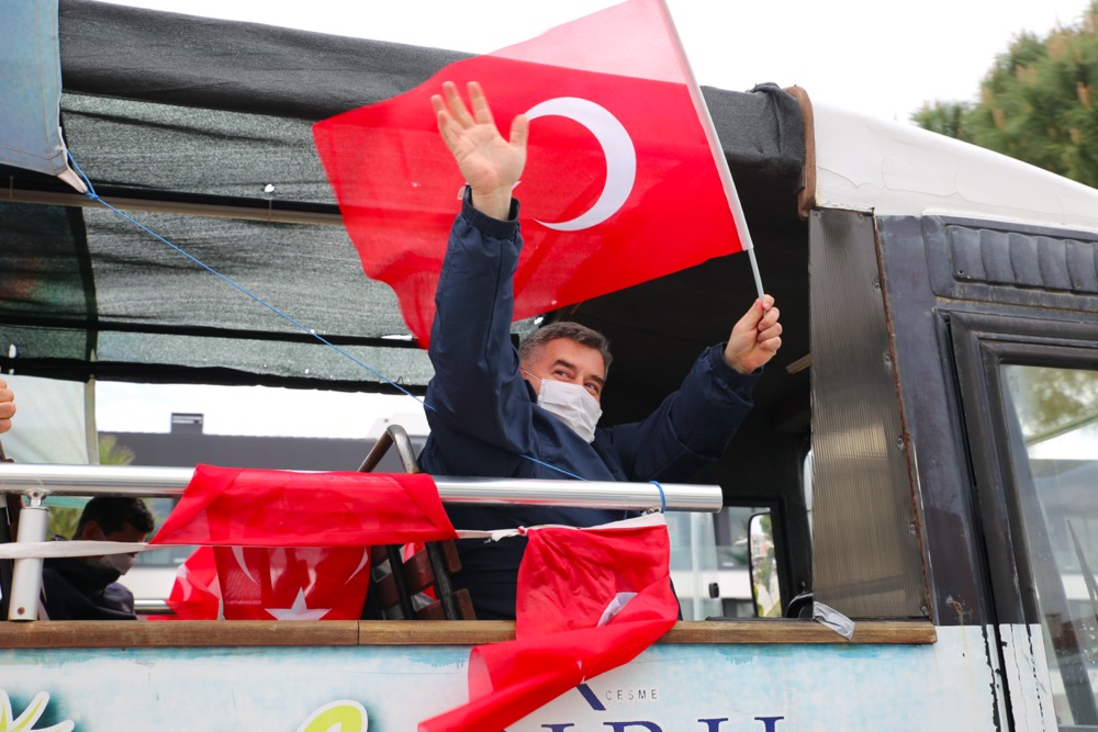 Çeşme tek yürek oldu!