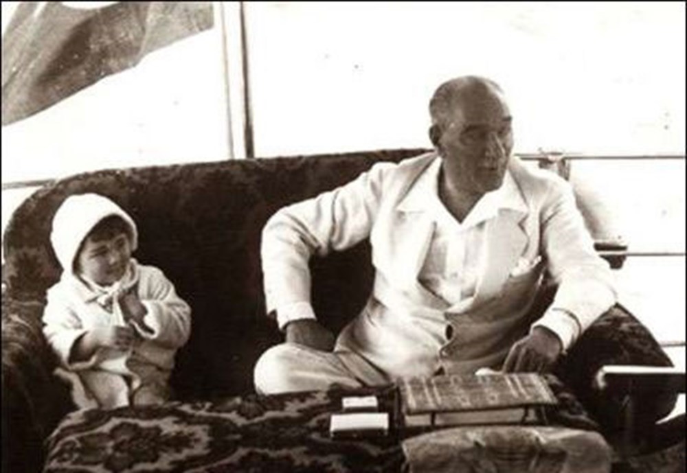 Atatürk'ün çocuk sevgisi