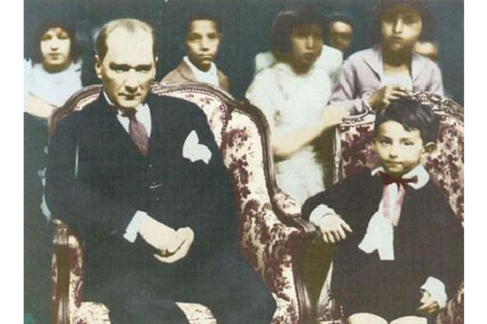 Atatürk'ün çocuk sevgisi