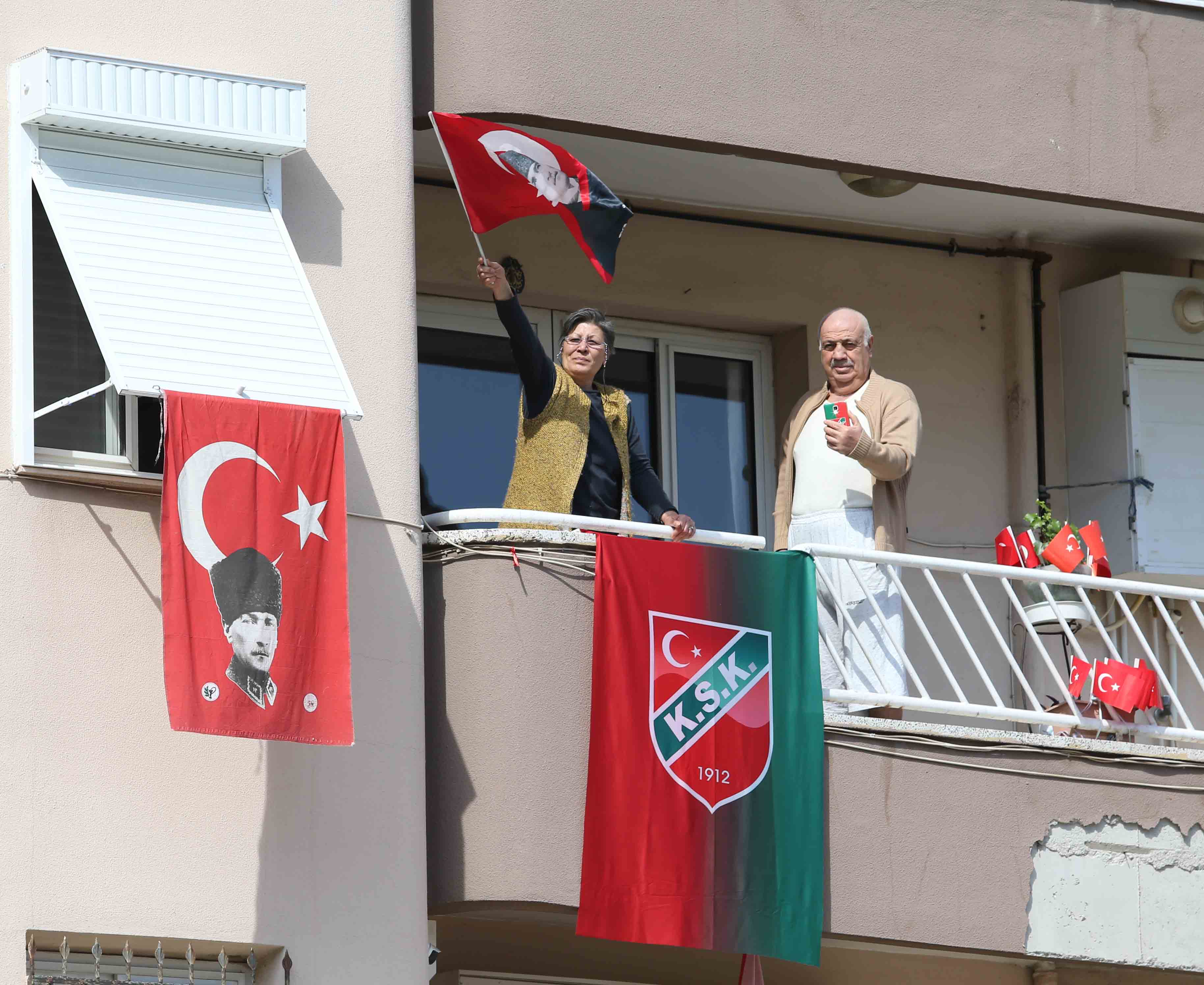 Karşıyaka’yı bayram coşkusu sardı!