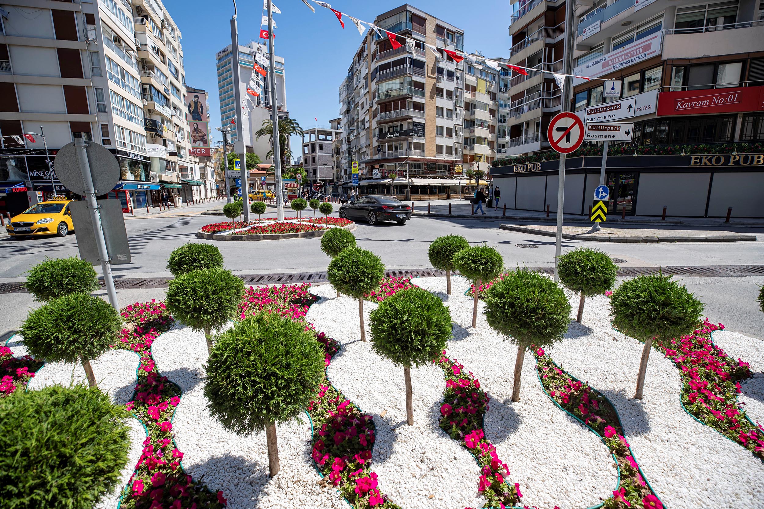 İzmir'den iç açıcı görüntüler