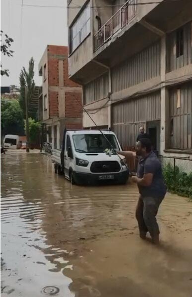 İzmir'de sağanak kabusu!