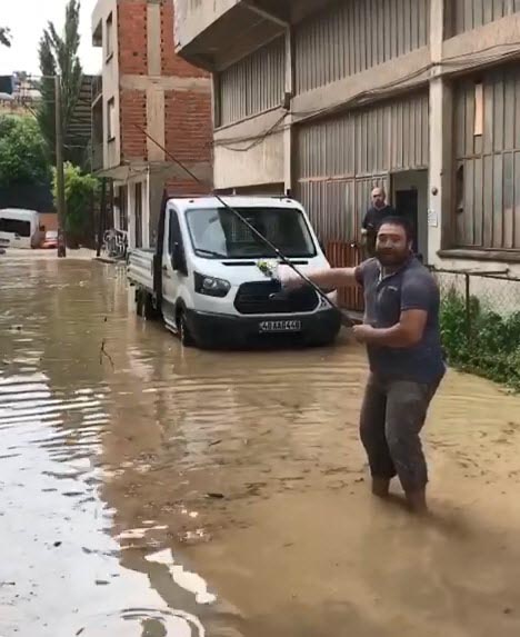 İzmir'de sağanak kabusu!