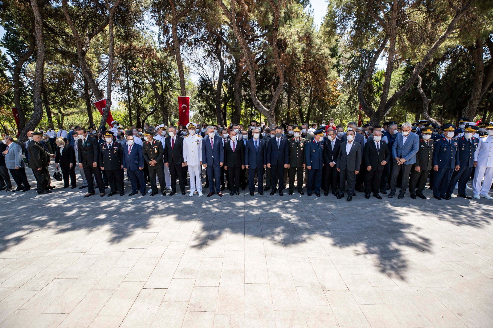 Kadifekale Şehitliğinde anma töreni