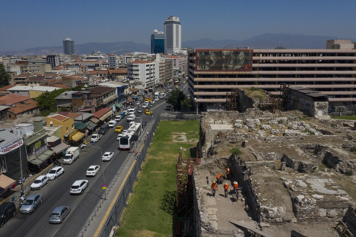 İzmir'deki kazılarda 