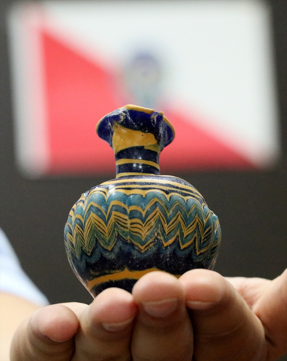 İzmir'deki operasyonda Lidya dönemine ait sikkeler de ele geçirildi!