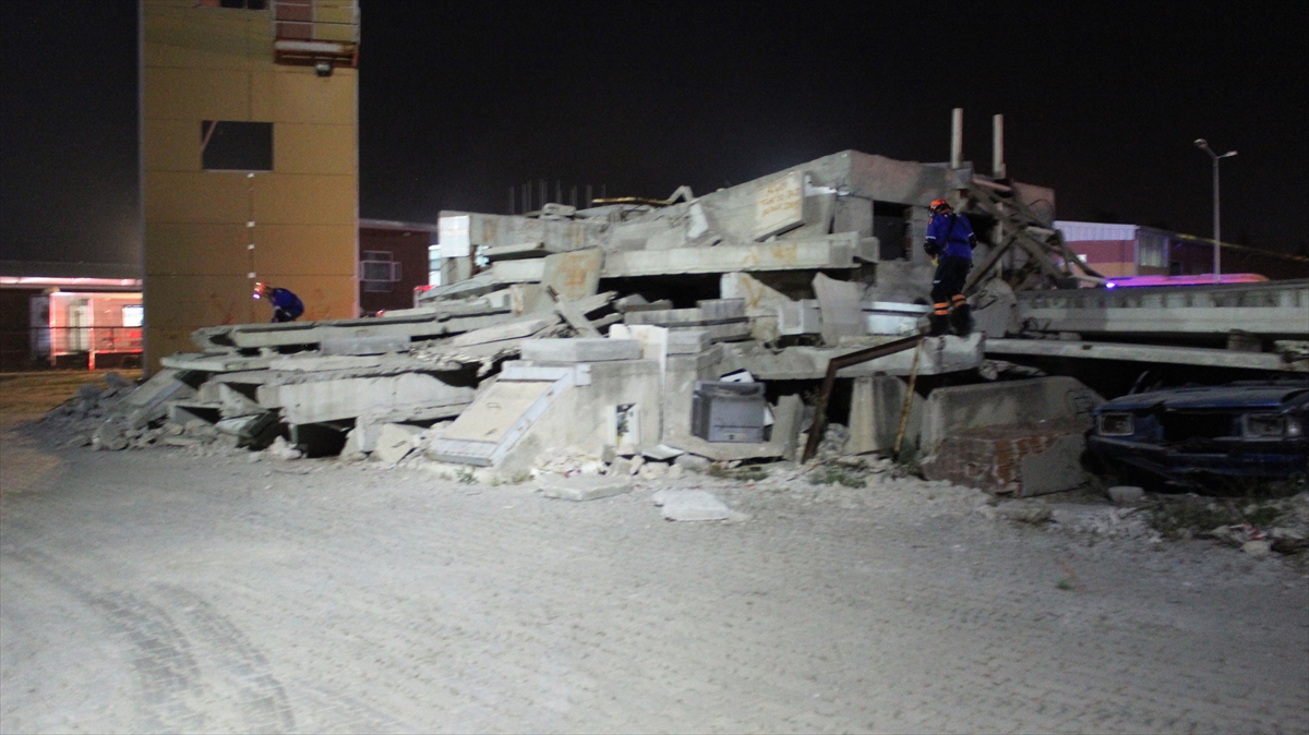 AFAD İzmir'de deprem tatbikatı düzenledi