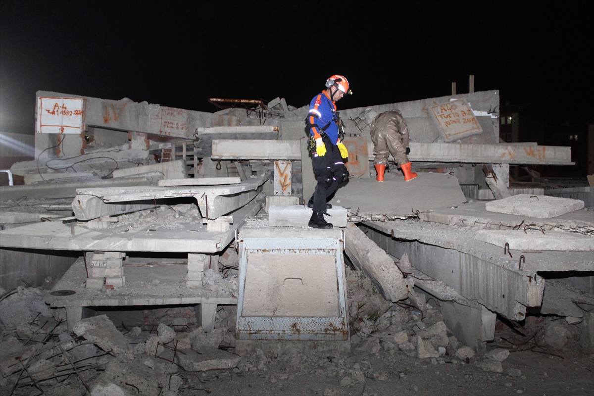 AFAD İzmir'de deprem tatbikatı düzenledi