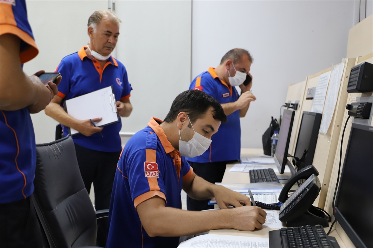 AFAD İzmir'de deprem tatbikatı düzenledi