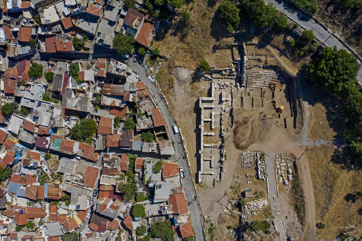 'Satyros' kabartması restore ediliyor