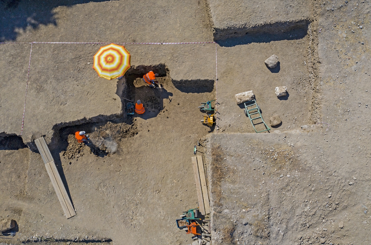 'Satyros' kabartması restore ediliyor
