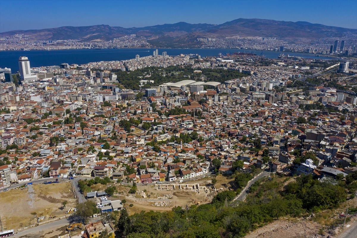 'Satyros' kabartması restore ediliyor