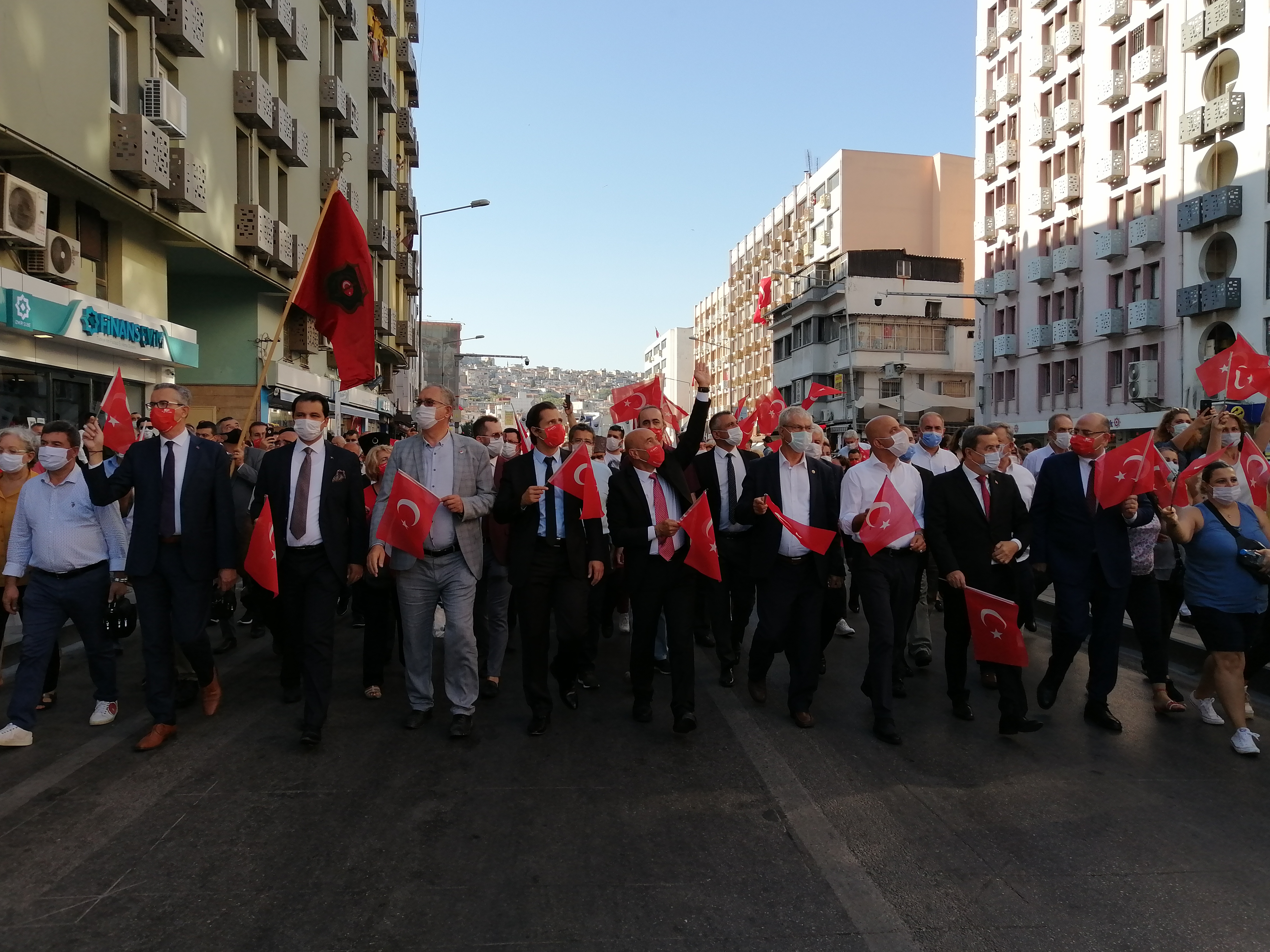 İzmir'i 9 Eylül coşkusu sardı!