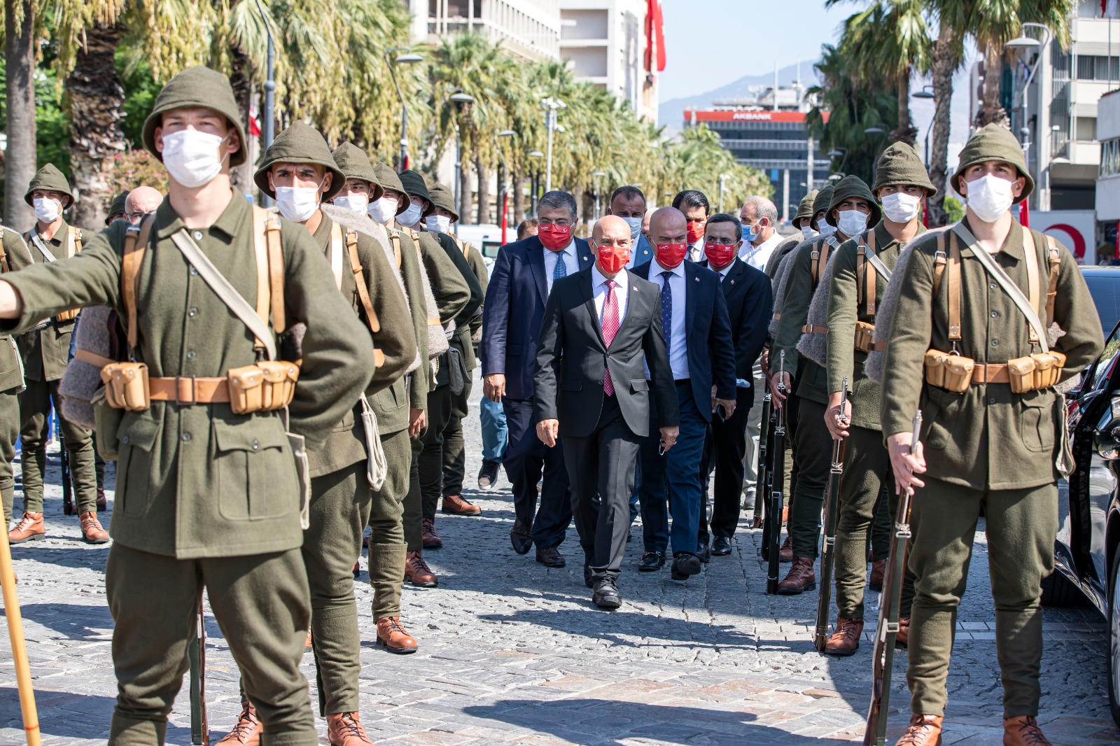 İzmir'i 9 Eylül coşkusu sardı!