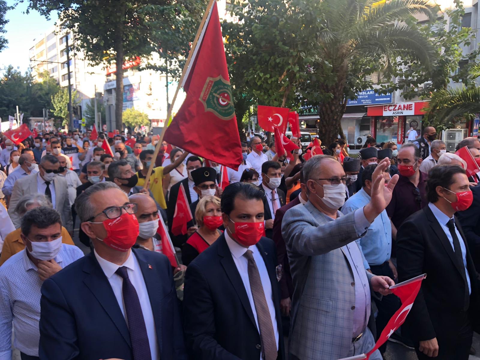 İzmir'i 9 Eylül coşkusu sardı!