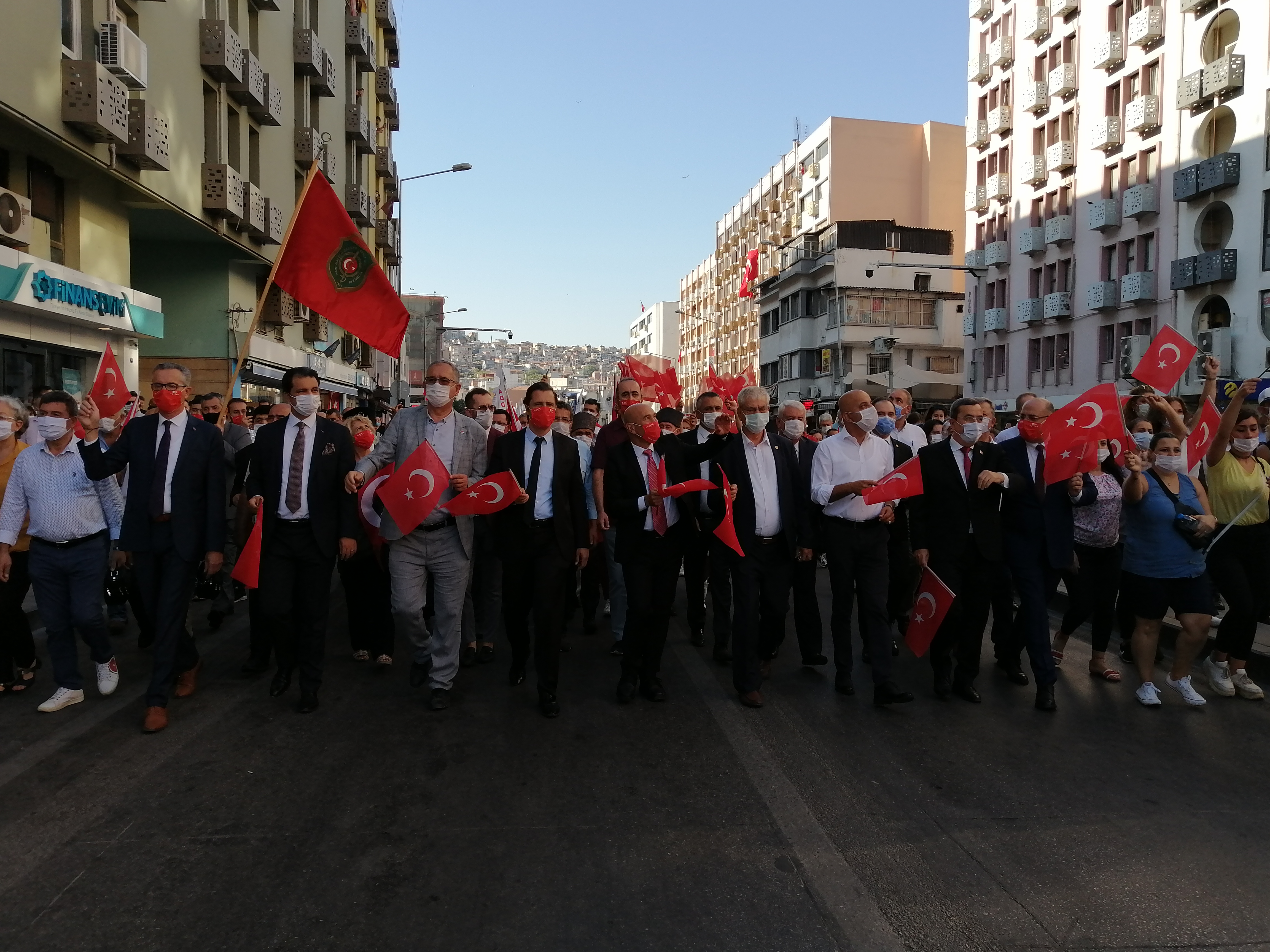 İzmir'i 9 Eylül coşkusu sardı!