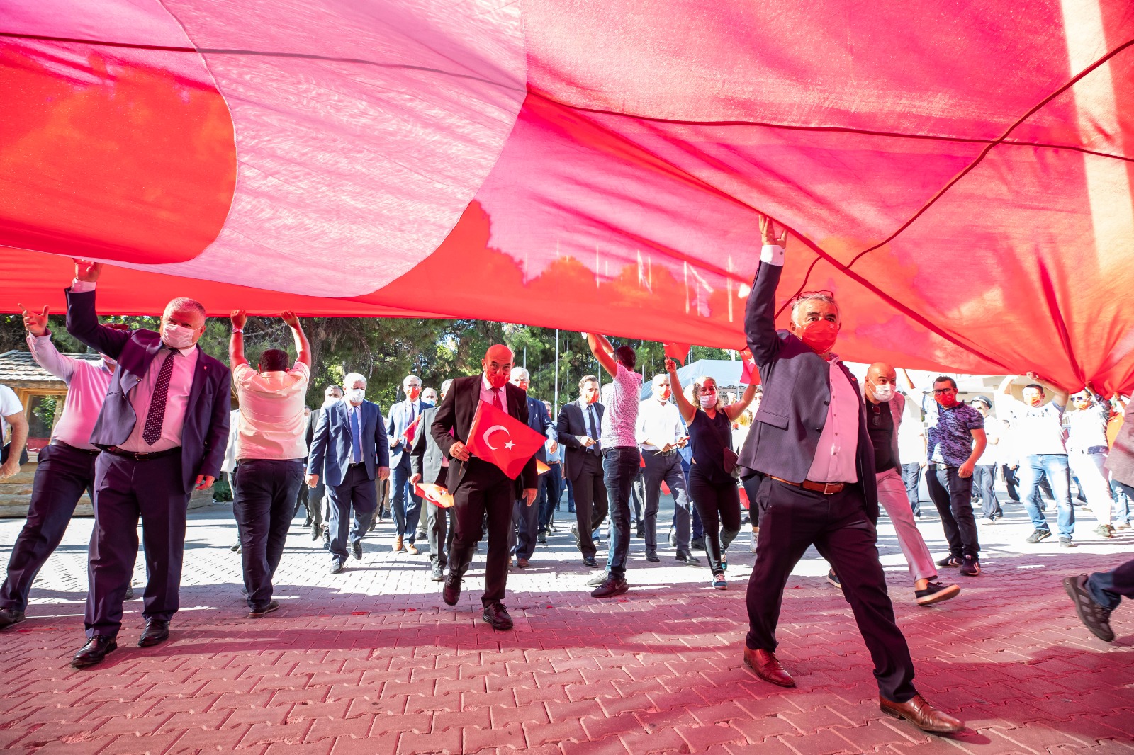 İzmir'i 9 Eylül coşkusu sardı!