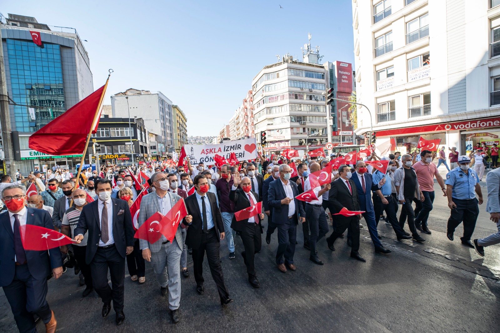 İzmir'i 9 Eylül coşkusu sardı!