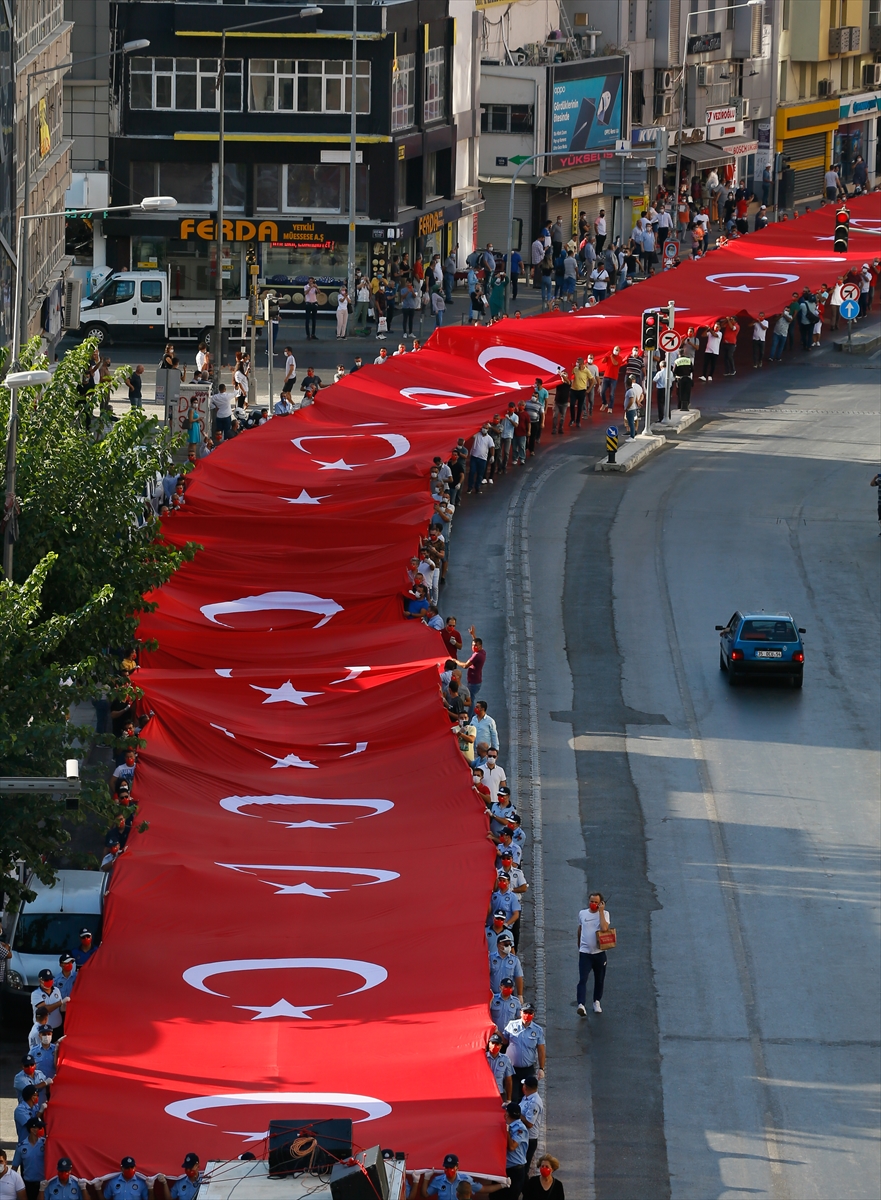 İzmir'i 9 Eylül coşkusu sardı!