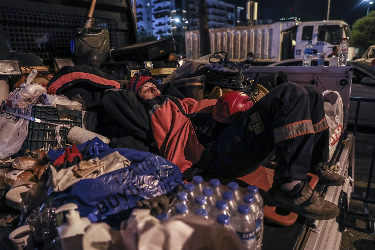 Kahramanların zorlu mesaisi