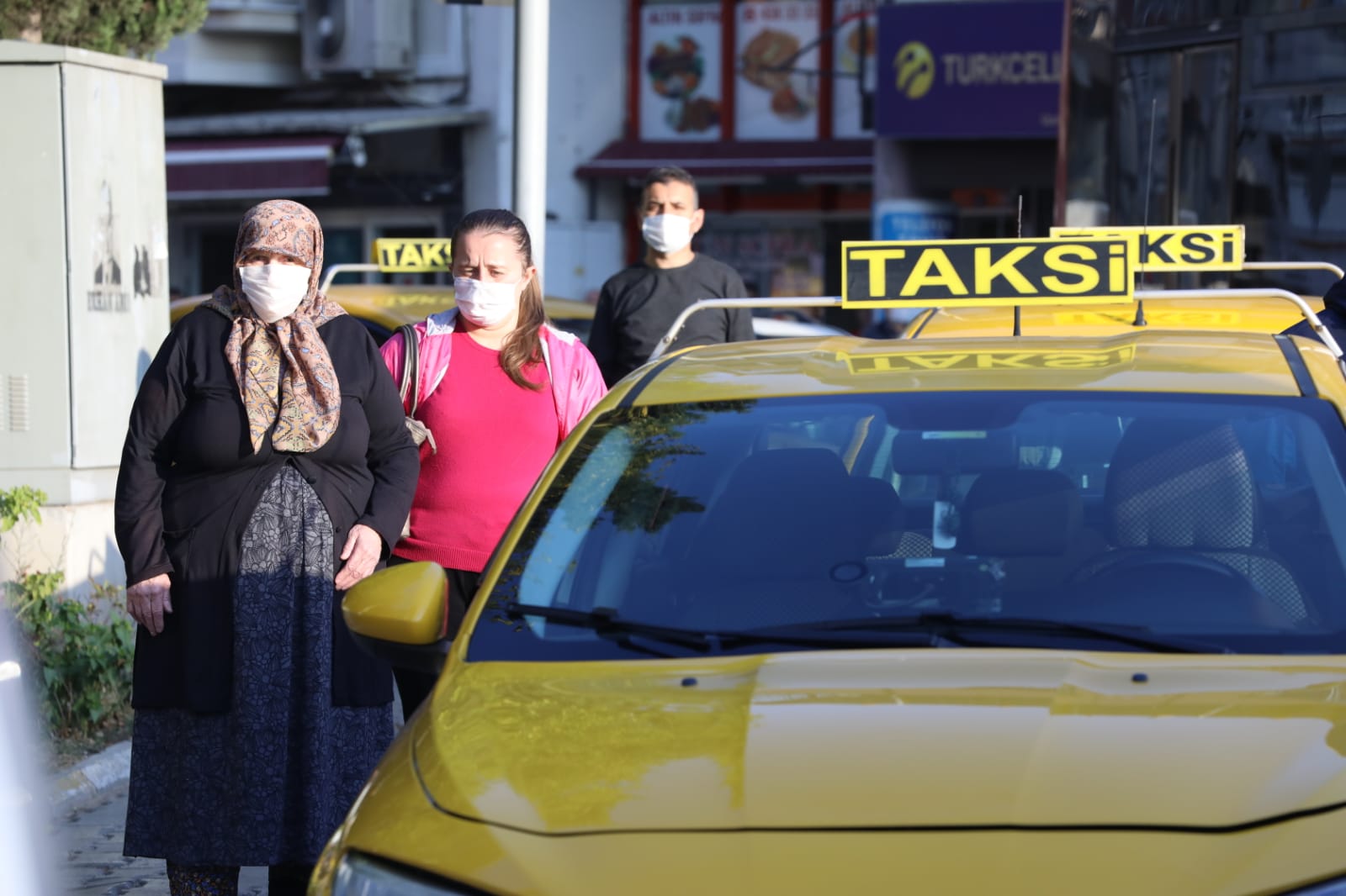 İzmir Ata'sını andı