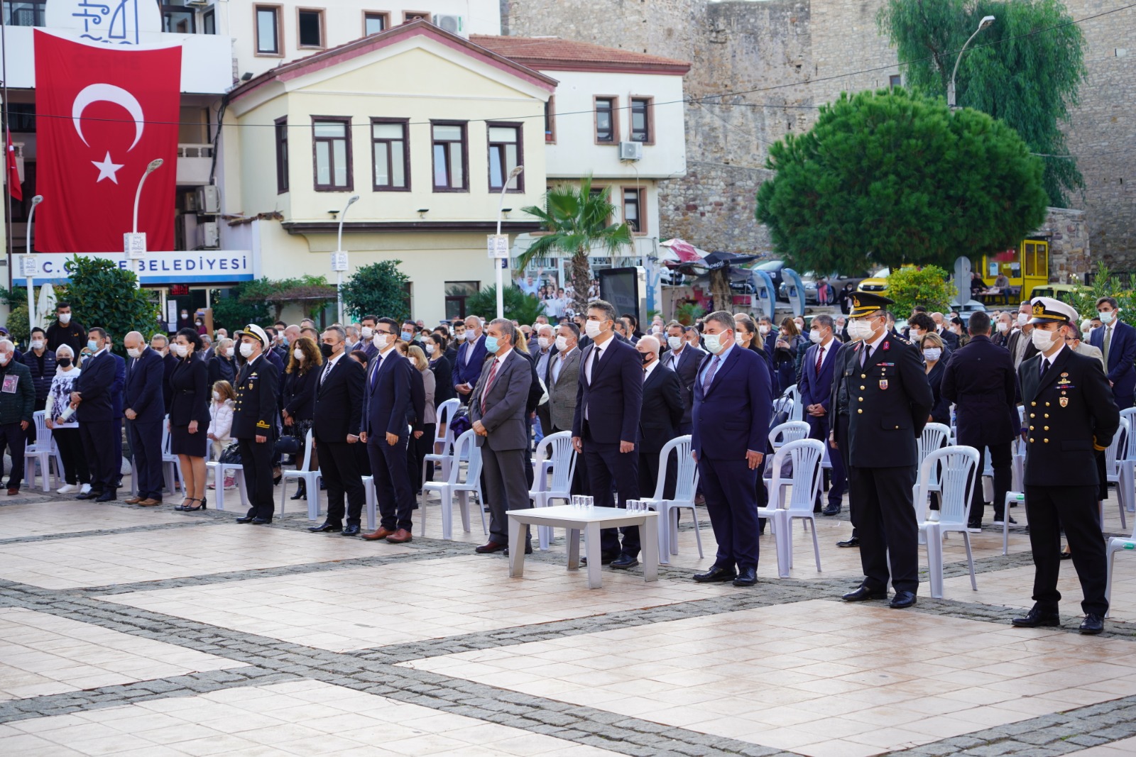 İzmir Ata'sını andı